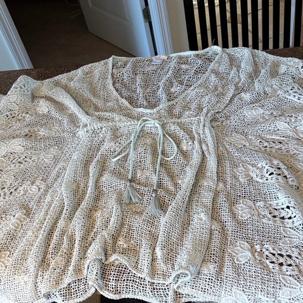 Miguelina Ladies light green crochet top-XS